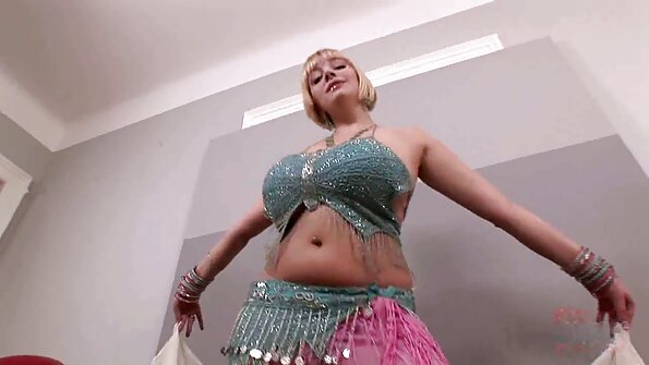 बस्टी नर्स सेक्सी मूवी पिक्चर हिंदी गंदा काम कर रही है